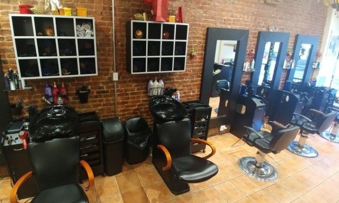 Empty hair salon