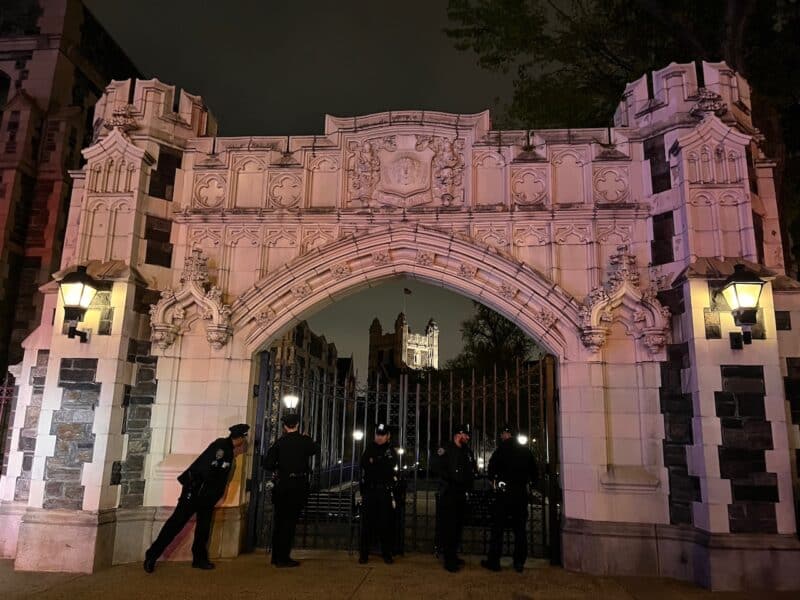 Apri 30, Police at the Gates of CCNY