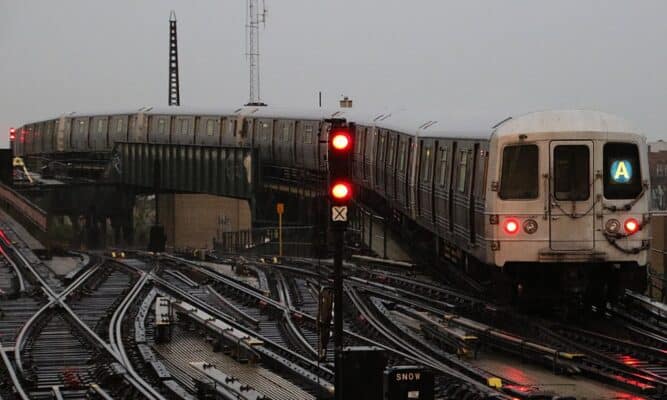 A train from Far Rockaway