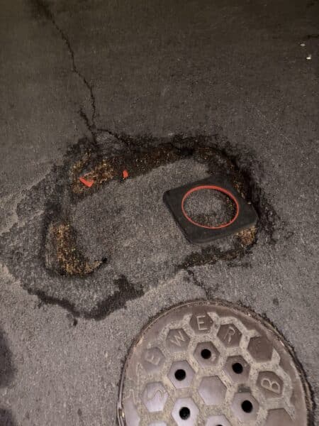 Bronx pothole. Photo by Imanol Morales Arizmendi.