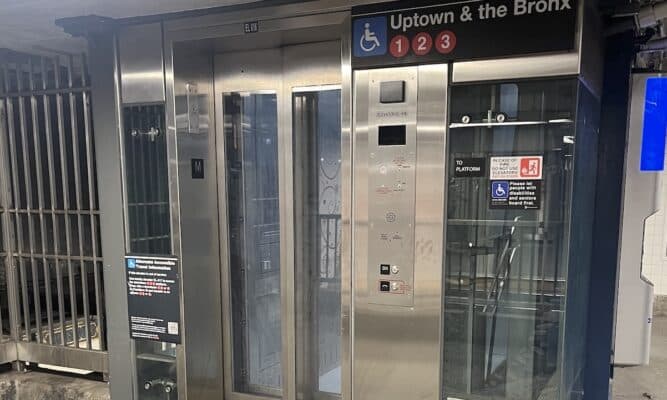 Subway elevator