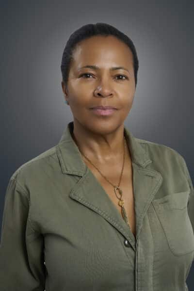 Liani Greaves Headshot